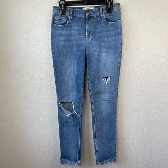 Free People Distressed Jeans Size 30W EUC - Picture 1 of 7